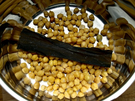 Houmous traditionnel (purée de pois chiches au tahini) - Recette par  Cuisine Culinaire